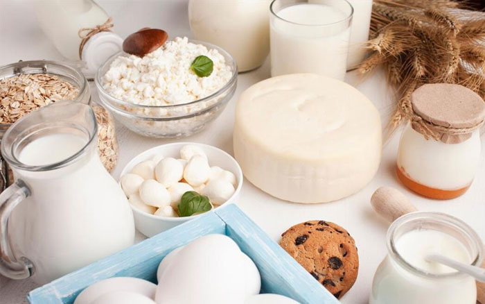 لبنیات کم‌چرب و منابع کلسیم و ویتامین  D
